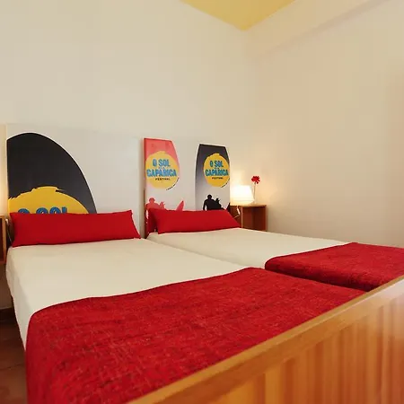 Caparica Sun Centre Hostel *