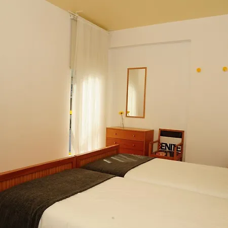 Hostal Caparica Sun Centre