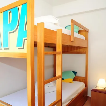 Caparica Sun Centre Hostel