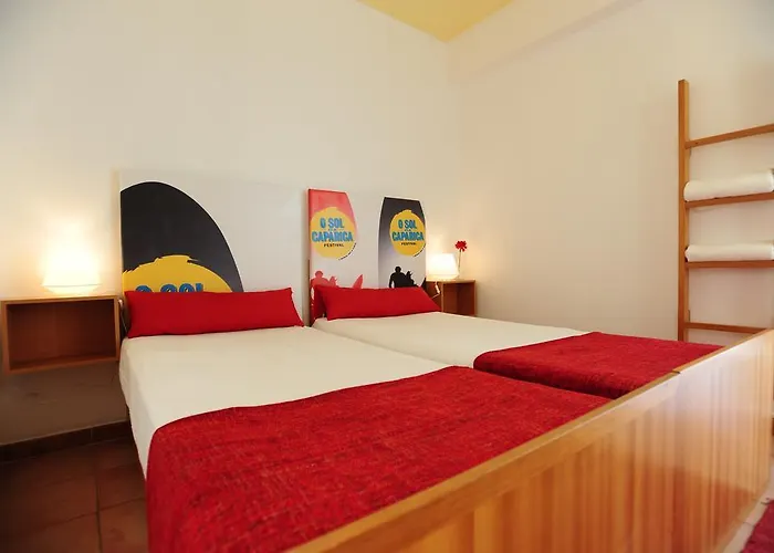 Caparica Sun Centre Hostel *