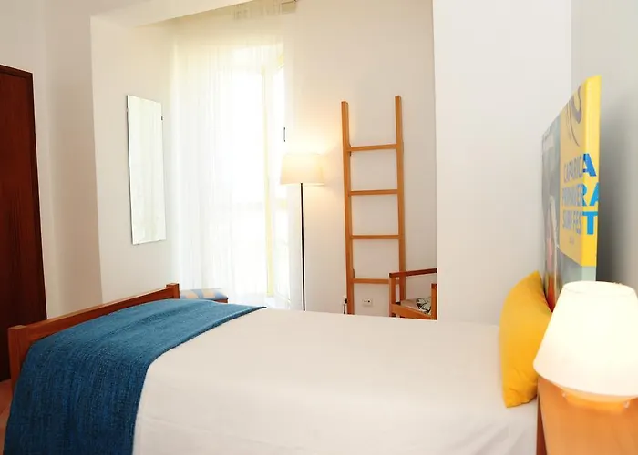 Caparica Sun Centre Hostel *