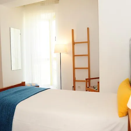 Caparica Sun Centre Hostel *